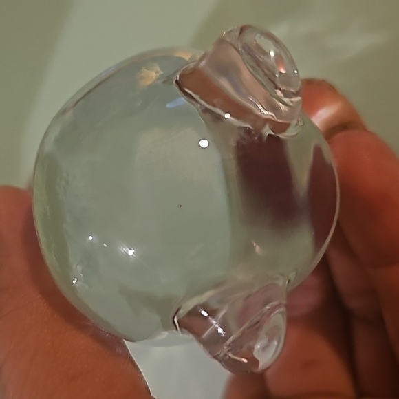 Fenton glass bear with red heart - Picture 8 of 9